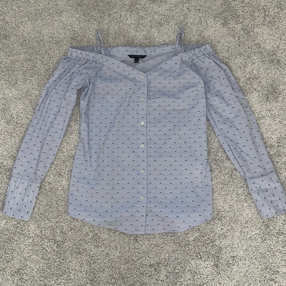 Banana Republic Cold Shoulder Button Up Blouse